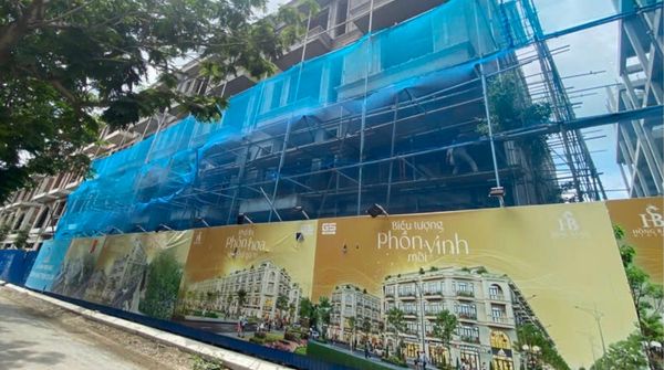 Tiến độ bên ngoài Hồng Bàng Midtown
